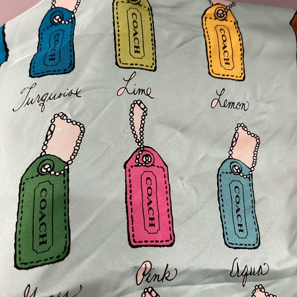 Super Rare Coach Hangtag Square Scarf - Picture 4 of 14